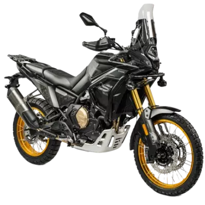 A rugged VOGE DS800X Rally adventure motorcycle, fully prepped for extreme off-road desert tours in Spain | Una robusta moto trail VOGE DS800X Rally, totalmente preparada para rutas extremas off-road por el desierto en España